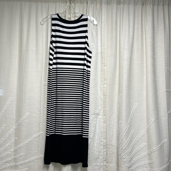 Loft size M Black/ivory Stripe Midi Tank Dress - Picture 2 of 2